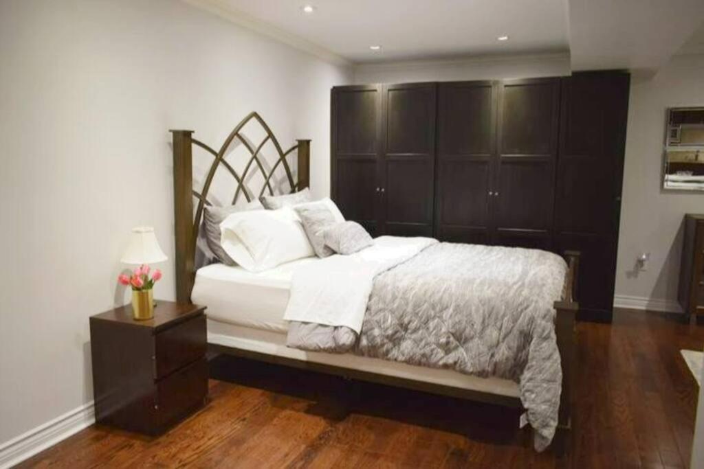 Home Away From Home - Basement Studio Apartment Toronto Exteriér fotografie